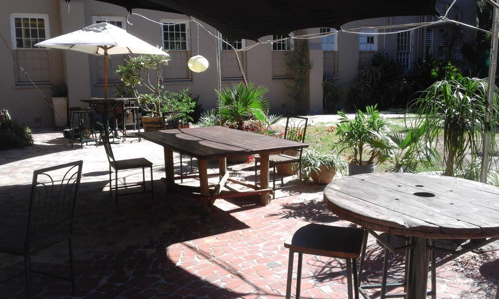 Riverlodge Backpackers Cape Town Eksteriør bilde